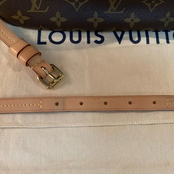 Louis Vuitton Mabillion Handbag - Picture 15 of 16